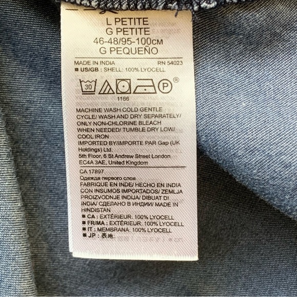 Banana Republic Women’s Chambray Denim Blue Button Up Shirt Long Sleeve - Picture 9 of 12